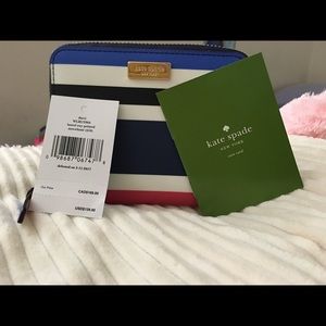 Kate Spade Darci laurel way printed wallet